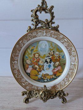 Тарілка настінна, серія казки Братів Грімм, "Білосніжка і семеро гномів", Franklin Porcelain (Franklin Mint), Західна Німеччина, Баварія, 1978 рік. TR-0081 фото