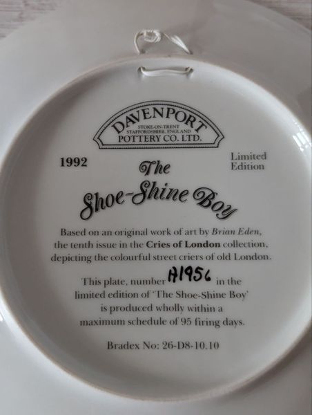 Тарілка настінна "Cries of London", The Shoe-Shine Boy, Davenport, Англія, 1992 рік TR-0059 фото