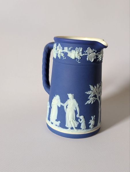 Антикварний глечик Wedgwood яшмова порценяла Музи та Виноградна лоза, Англія, 1870-1880 рр. W-00103 фото